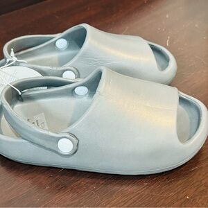 Koala kids  slide Sandals kids size 13 grey
